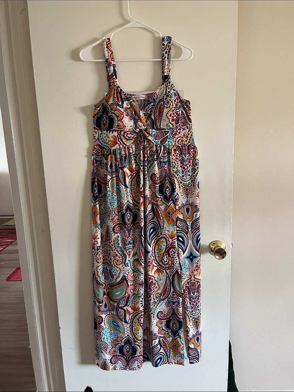 Paisley Print Sleeveless Maxi Dress - Multicolor
